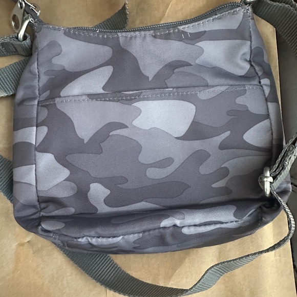 Baggallini Gray Camo Crossbody - Picture 7 of 8